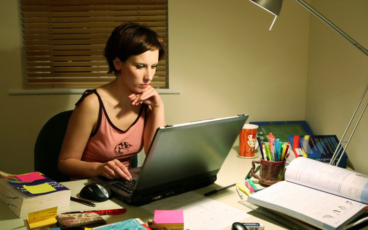 Diversas alternativas para quienes optan por estudiar de noche
