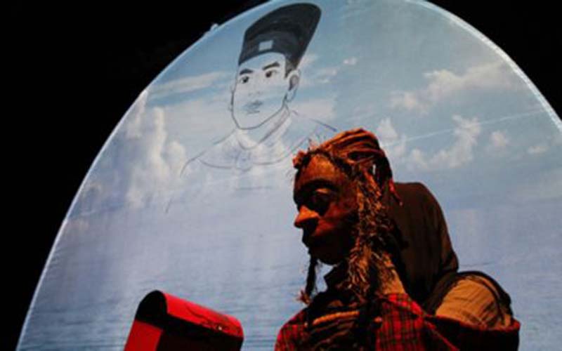 Gira internacional de teatro visual llega a Chile