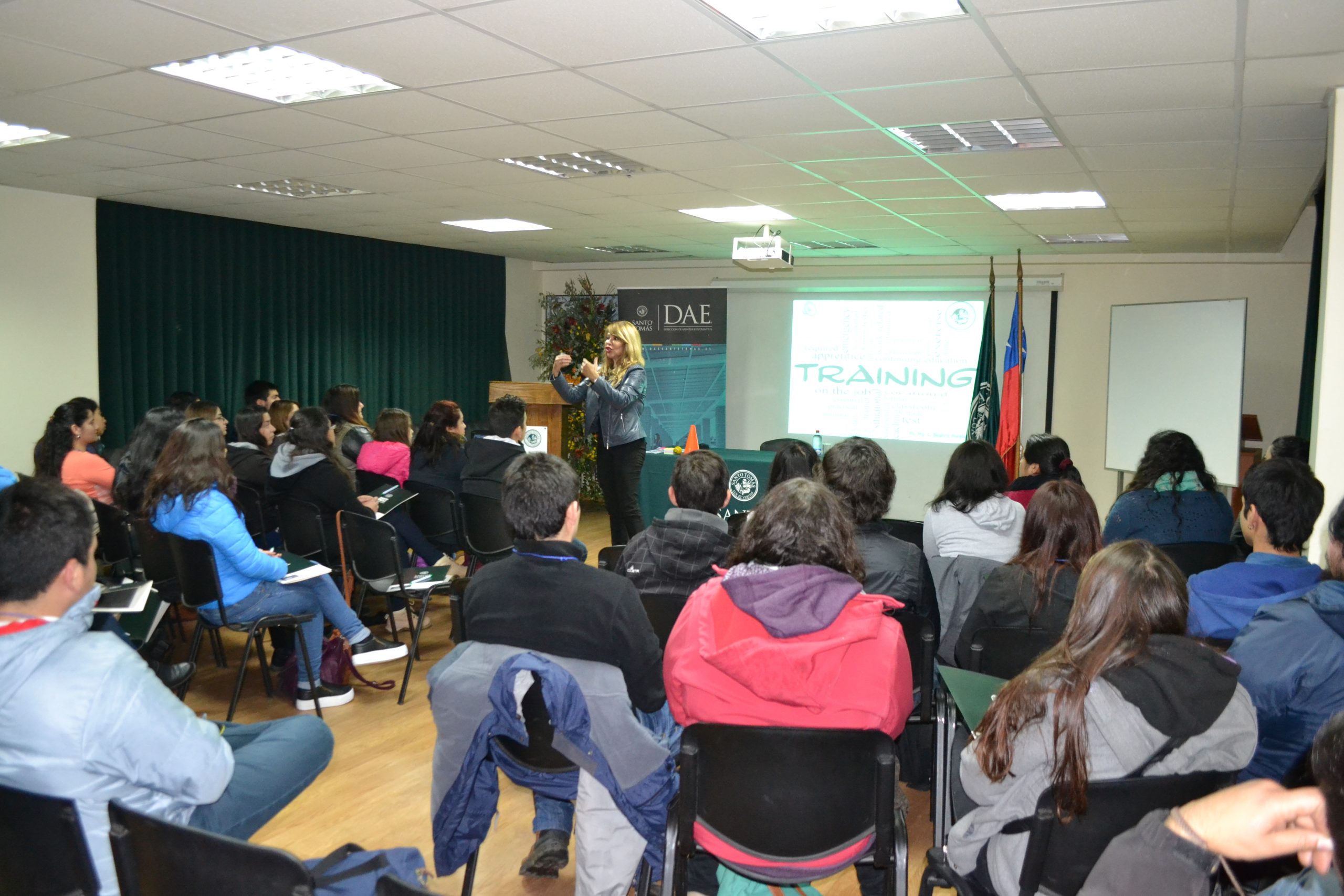 Estudiantes de Chillán participaron del taller de Training Laboral