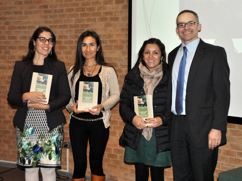 Escuela de Medicina Veterinaria presenta diplomado y nuevo libro en Santo Tomás Viña del Mar