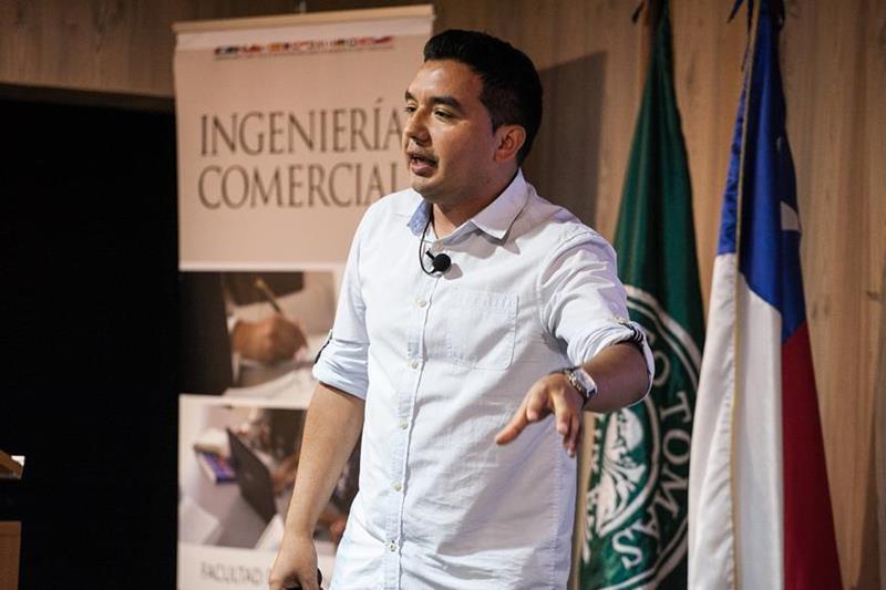 “En nuestras poblaciones, hay una inversión de los valores”, Elías Jara, gestor del proyecto “En los Ojos de mi Madre”