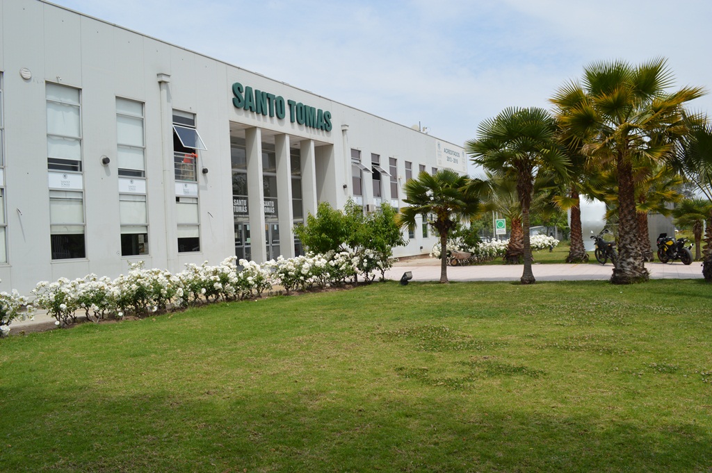 Proceso de Acreditación CFT: Santo Tomás Puente Alto recibió a CNA