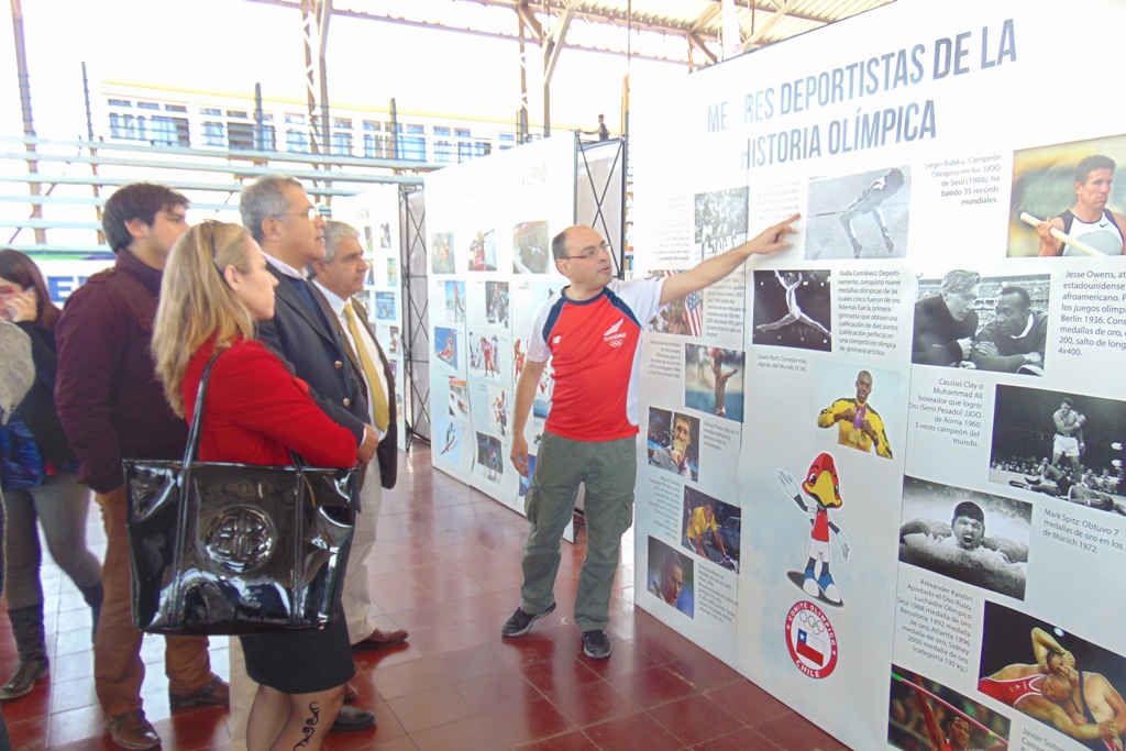 ¡El Museo Olímpico Itinerante llegó a Santo Tomás!