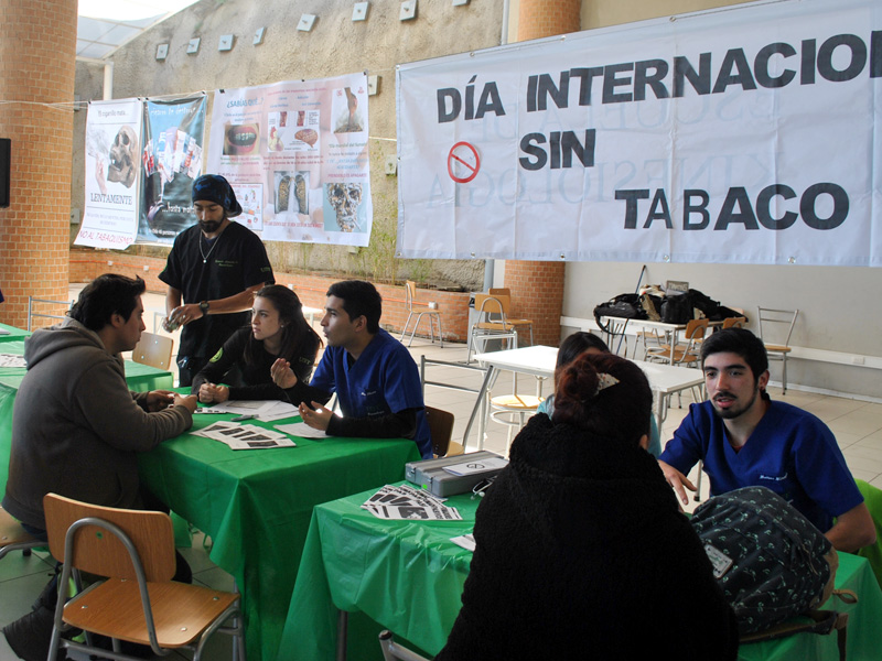 Con registros audiovisuales, Kinesiología de UST Viña del Mar celebró el “Día Mundial sin Tabaco”