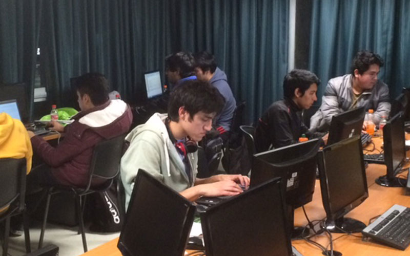 Área Informática organizó primera “Hackaton”