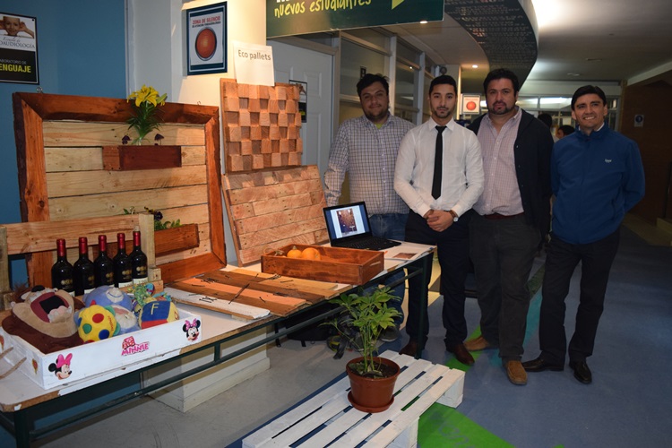 En Puerto Montt carreras del área construcción presentaron proyectos sustentables