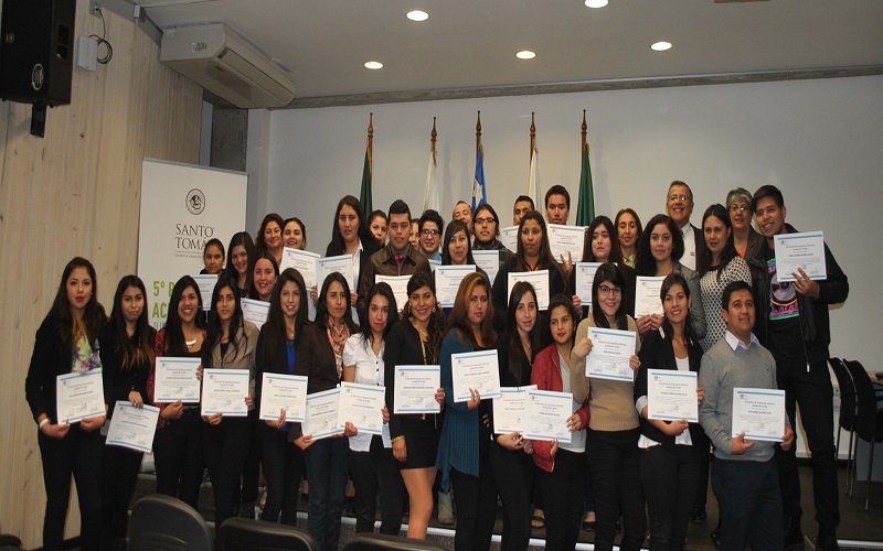 SII reconoce labor de estudiantes ovallinos en Operación Renta