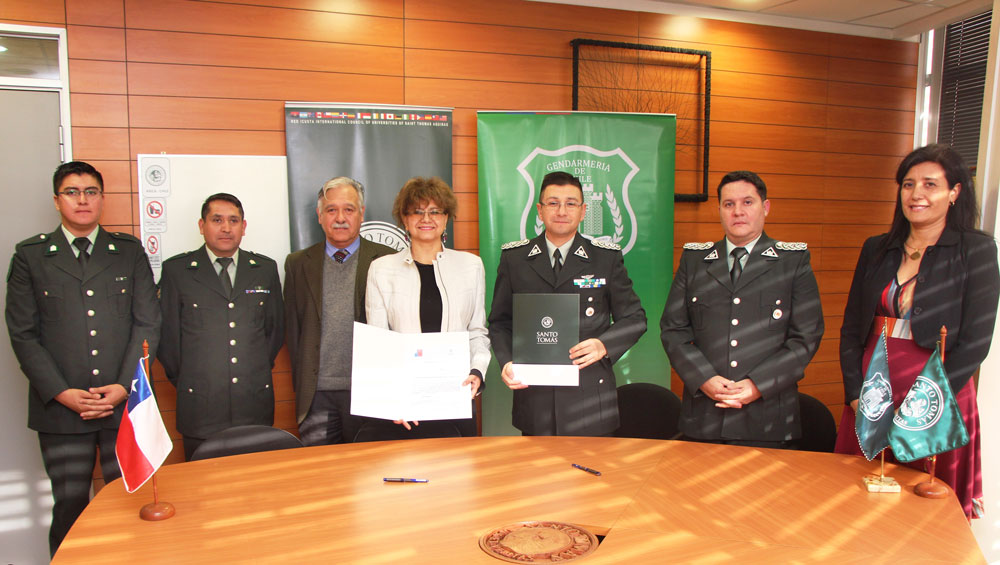 Gendarmería y UST suscriben acuerdo de colaboración