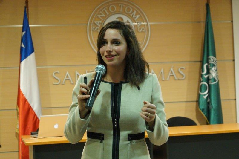 Macarena Salosny: “No es una charla que viene bajando del Olimpo”