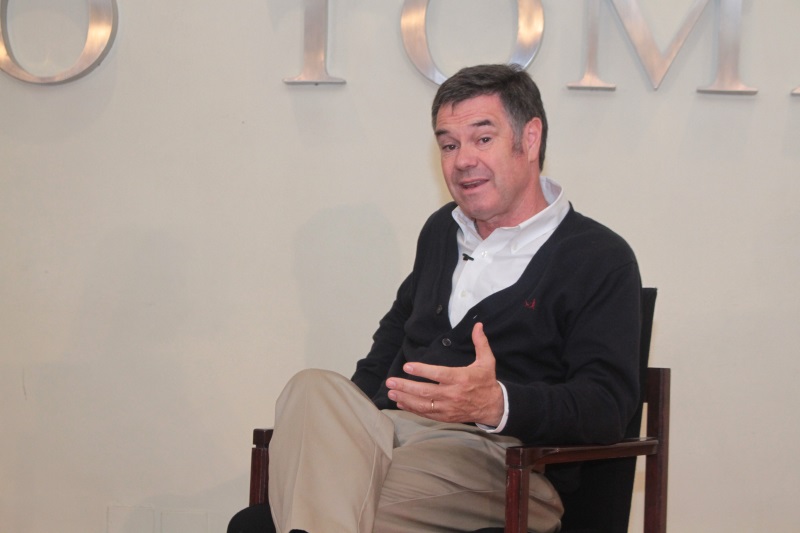 Senador Manuel José Ossandón en UST Santiago