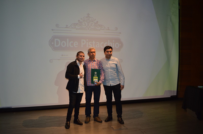 Estudiantes de Publicidad crearon marcas para once emprendedores de San Joaquín
