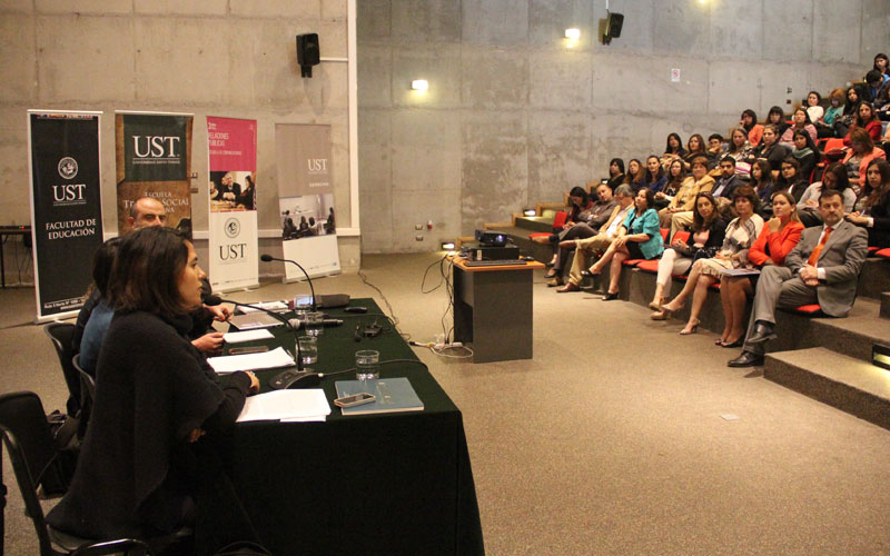 Expertos reflexionaron sobre la violencia de género durante primer congreso interdisciplinario de UST La Serena