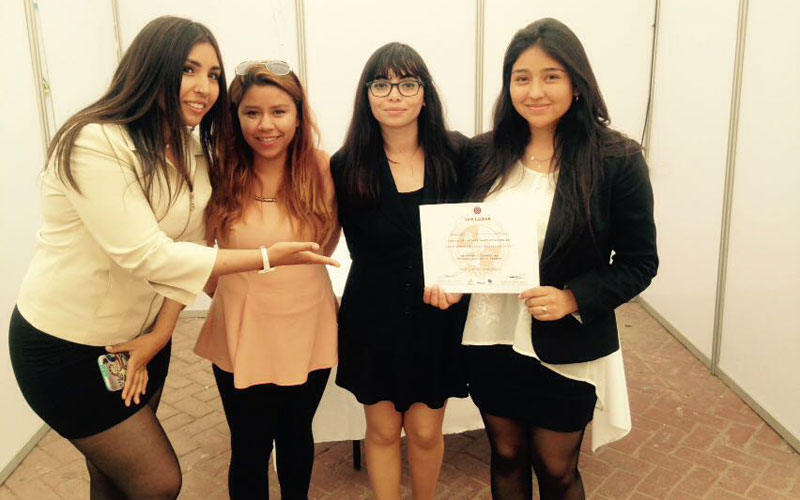 Estudiantes de Ingeniería Comercial triunfan por segundo año consecutivo en Feria de Ideas Empresariales