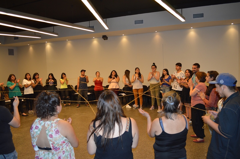 Alumnos de Santiago Centro participaron en taller de técnicas de educación social