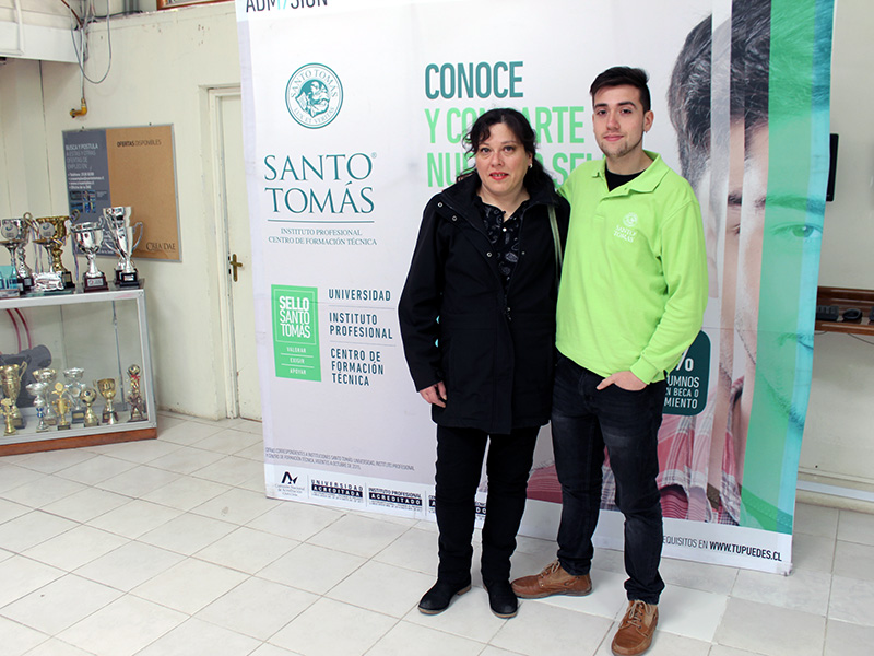 Madre e hijo amparados bajo el mismo techo