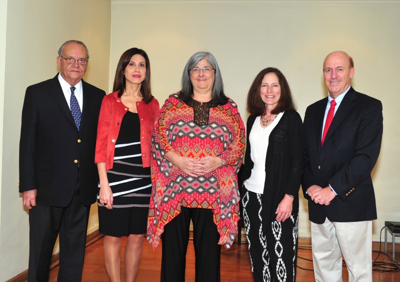 UST Santiago realizó  Encuentro de Vinculación con el Medio