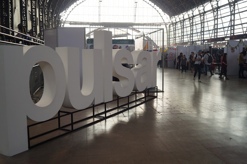 Carreras de sonido participaron en Feria Tecnológica Pulsar 2016