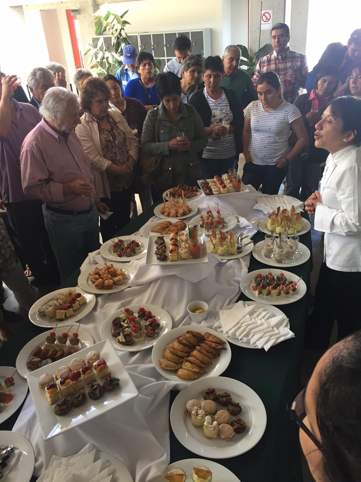 Alumnos elaboraron cóctel con productos del Valle del Limarí