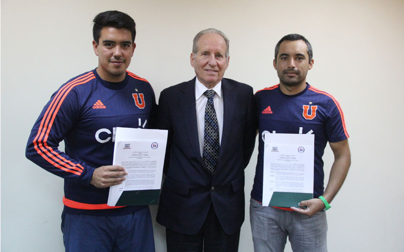 Santo Tomás La Serena firma convenio con escuela de fútbol oficial de la U