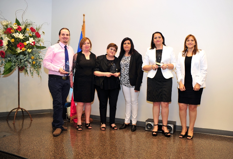 Docentes de Santo Tomás Santiago participaron de gala académica