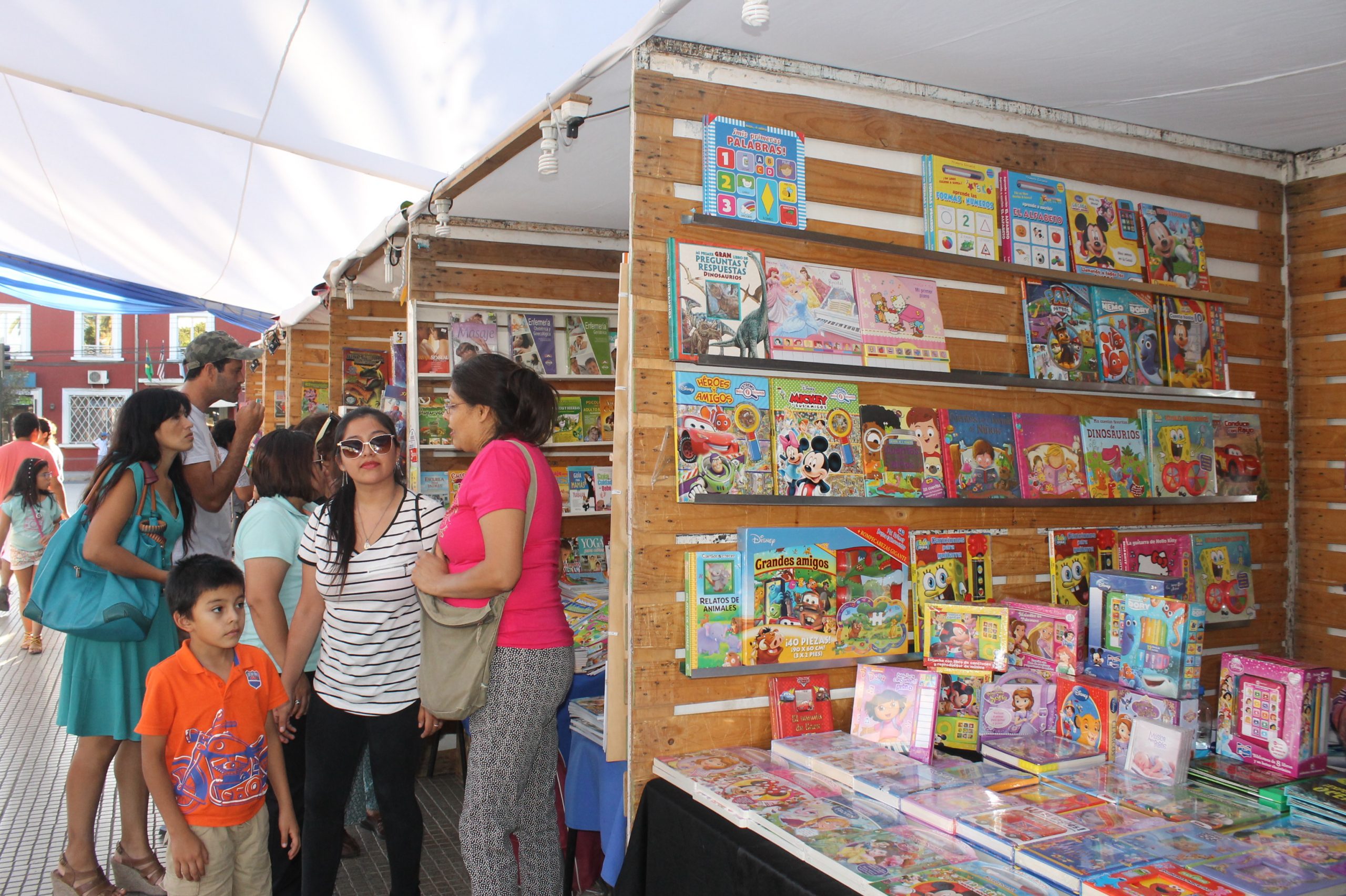 Inauguran XXIX versión de la Feria del Libro de Ovalle