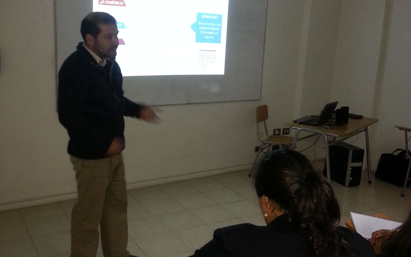 Estudiantes conocieron detalles de Becas Laborales y Franquicia
