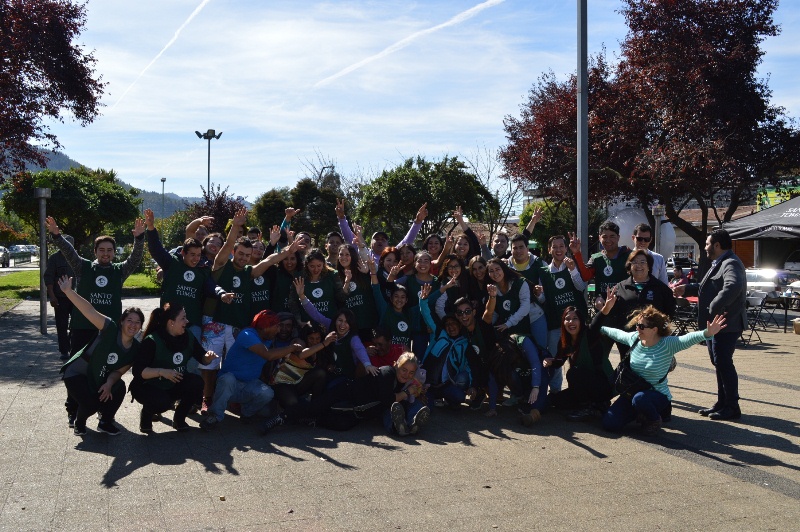 Mechoneo Solidario de Santo Tomás benefició a personas en situación de calle de Temuco