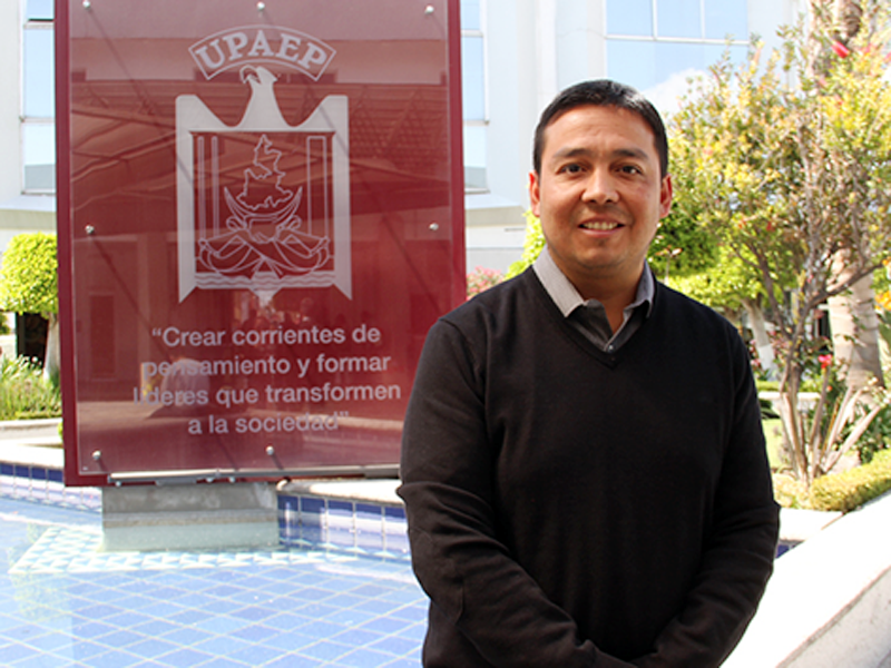 Académico de UST Viña del Mar expuso sobre cómo en Chile se combate a la malnutrición en universidad mexicana