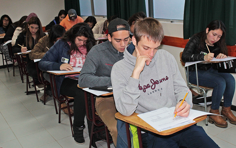 Con más de 240 estudiantes Santo Tomas Punta Arenas realizó la 14° versión del Ensayo Nacional PSU