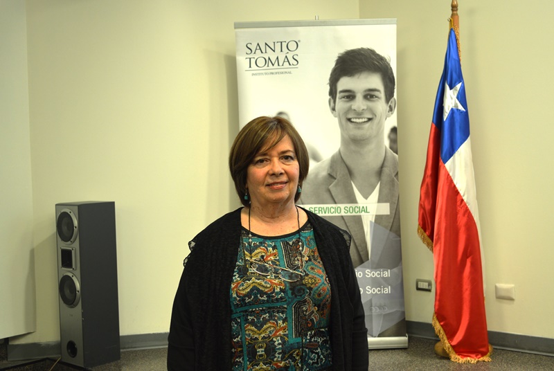 Directora de carreras del área Social participará como ponente en encuentro de Trabajo Social en Guatemala