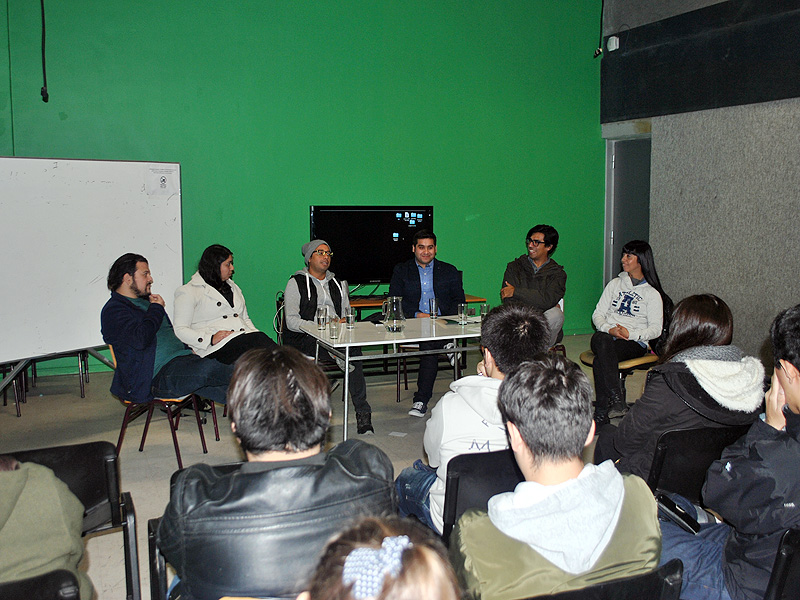 Egresados de Comunicación Audiovisual Digital compartieron sus experiencias en el mundo laboral con sus futuros colegas