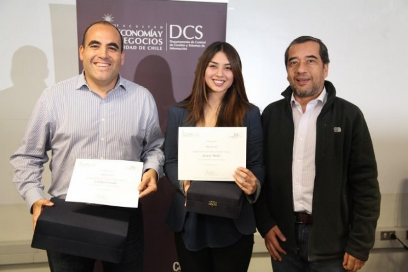 Docente destacó en Encuentro Internacional de Control de Gestión