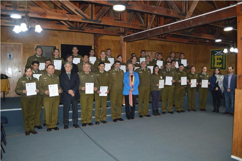 UST Temuco capacitó a Carabineros en competencias interculturales