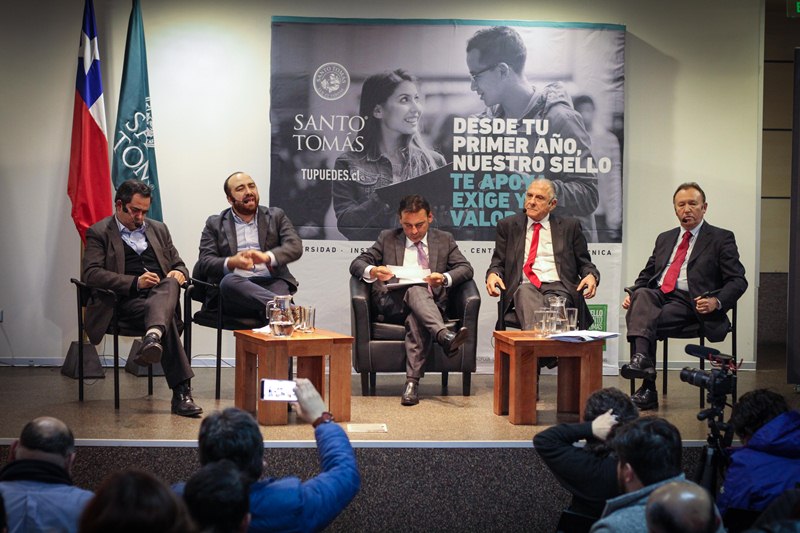 “Ideas para La Araucanía” reunió a candidatos al Senado en Santo Tomás Temuco