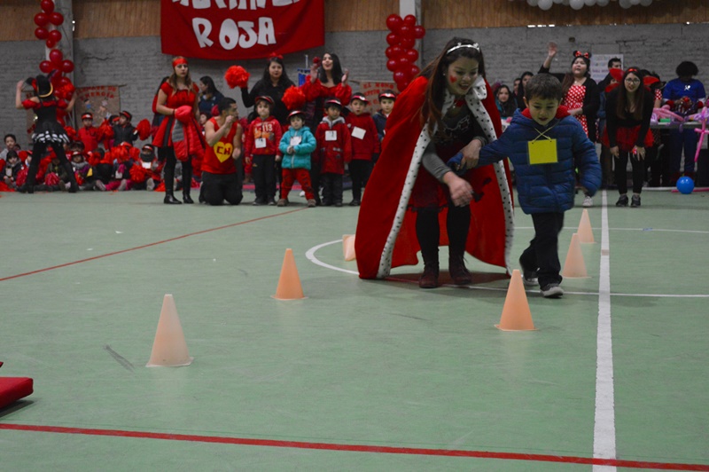 Tomasinos se unen para realizar Olimpiadas de Motricidad infantil