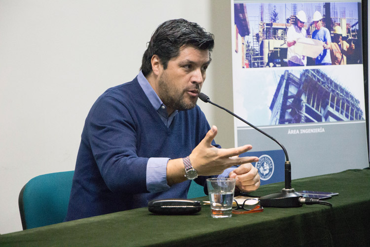 Seremi de Vivienda: “El proceso de reconstrucción de Santa Olga ha sido inédito"