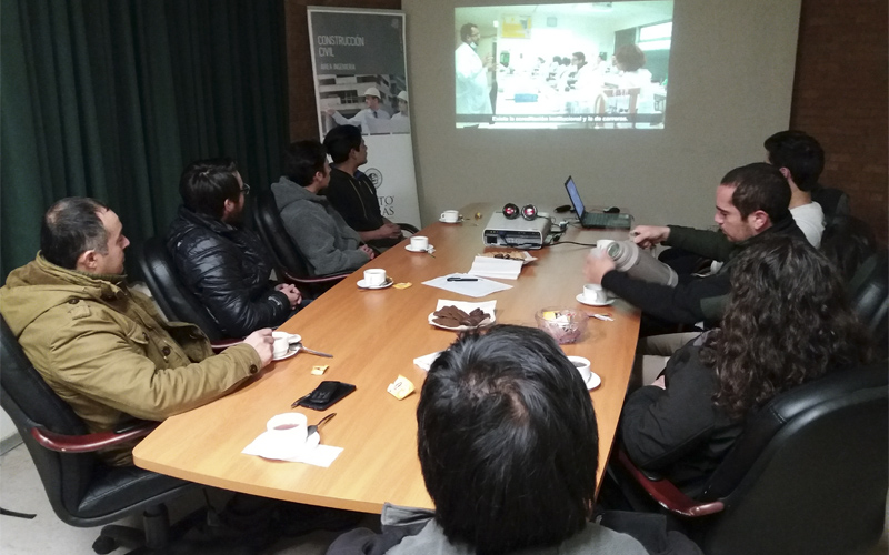 Empleadores, delegados y ex alumnos del Área Construcción se informaron sobre Acreditación del IP Talca