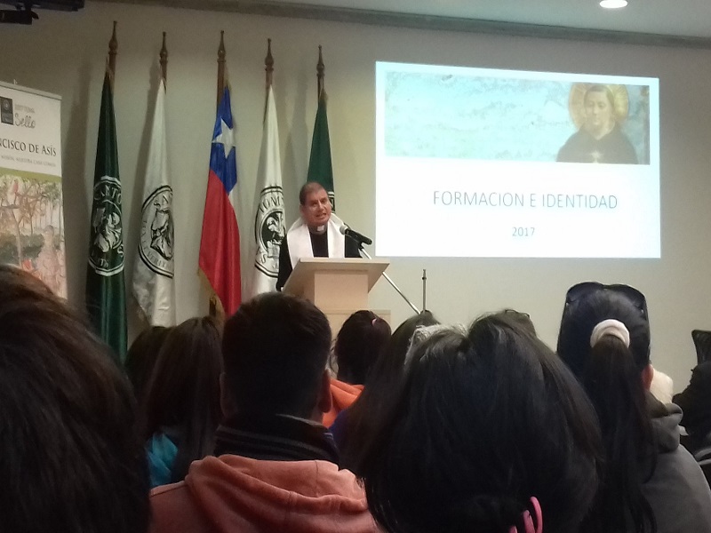 Figura de San Francisco de Asís y cuidado de mascotas reunió a comunidad tomasina