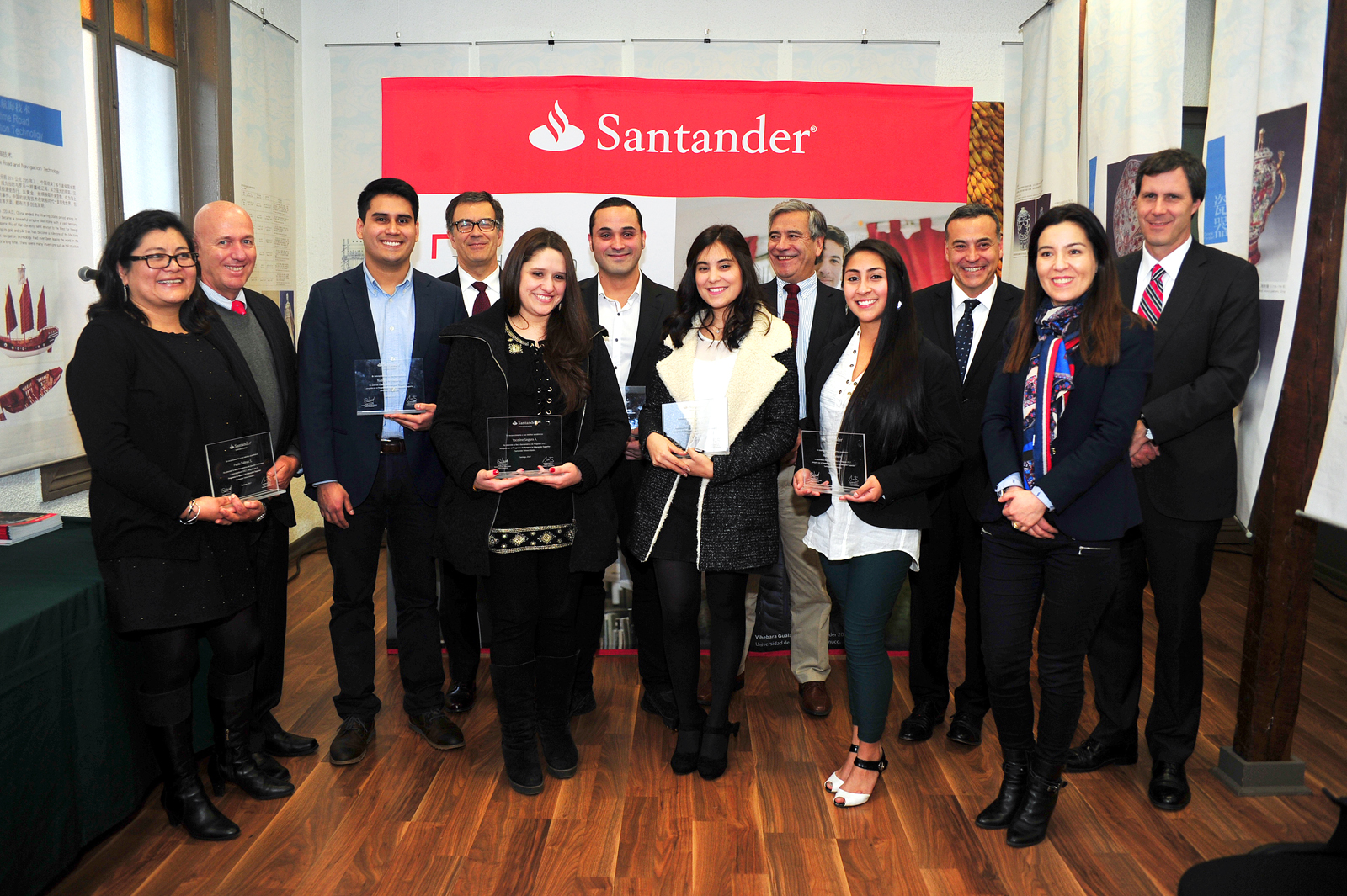 Cinco estudiantes y una docente de la UST estudiarán en España tras obtener la Beca Santander