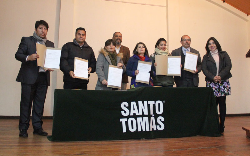 Área de Capacitación de Santo Tomás La Serena refuerza programa de Servicios Médicos de JUNAEB