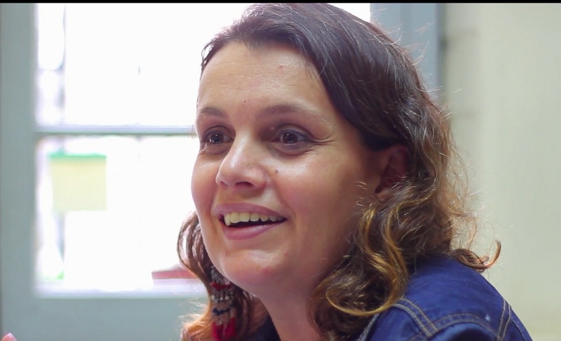 Psicóloga Cristina Sotz dio detalles del trabajo académico y social que realiza CAPS UST Santiago