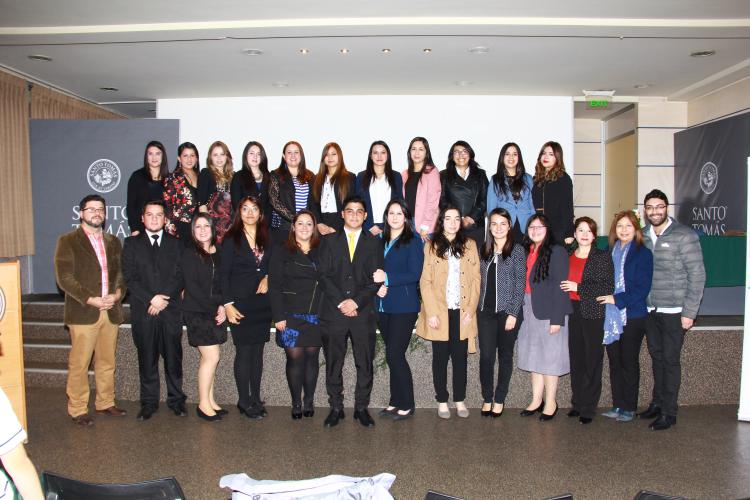 Estudiantes de Técnico en Laboratorio Clínico, Banco de Sangre e Imagenología del CFT Santo Tomás Temuco recibieron certificación
