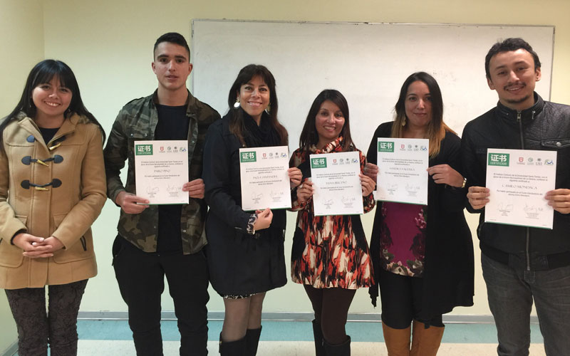 Instituto Confucio certificó a participantes de cursos de chino mandarín