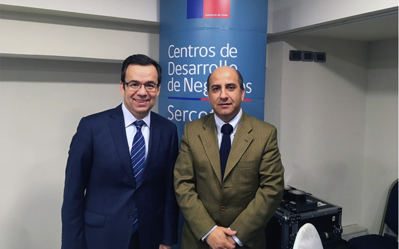 Rector de Santo Tomás Talca participó en primer encuentro de operadores de Centros de Negocios