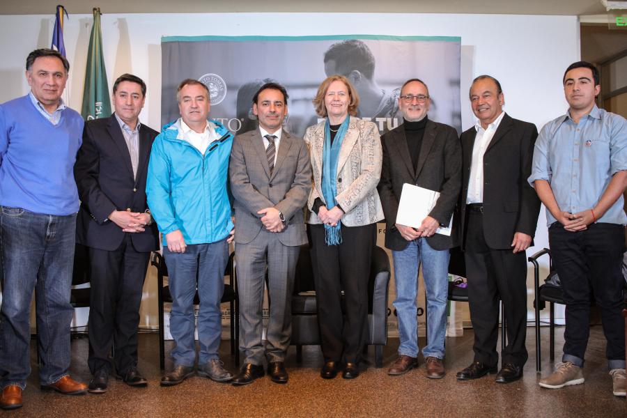Candidatos a diputados se reunieron en Santo Tomás Temuco