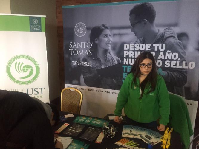 Santo Tomás Temuco e Instituto Confucio UST participaron de la feria de idiomas Globalízate 2017