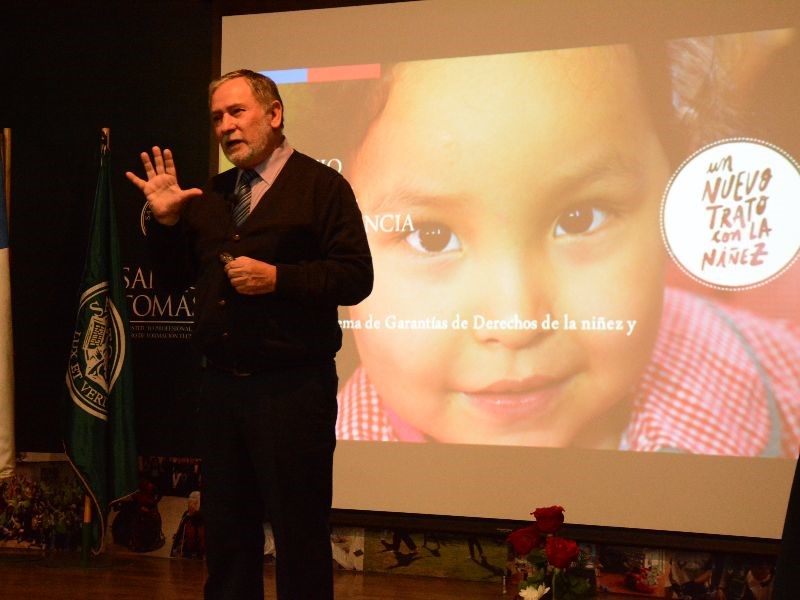 Analizan principios de las Políticas de Niñez y Adolescencia en Chile