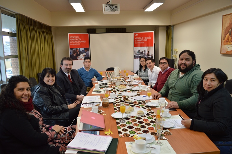 Carrera de Ingeniería en Recursos Humanos de Santo Tomás Temuco realizó jornadas de Sociabilización del Informe de Autoevaluación