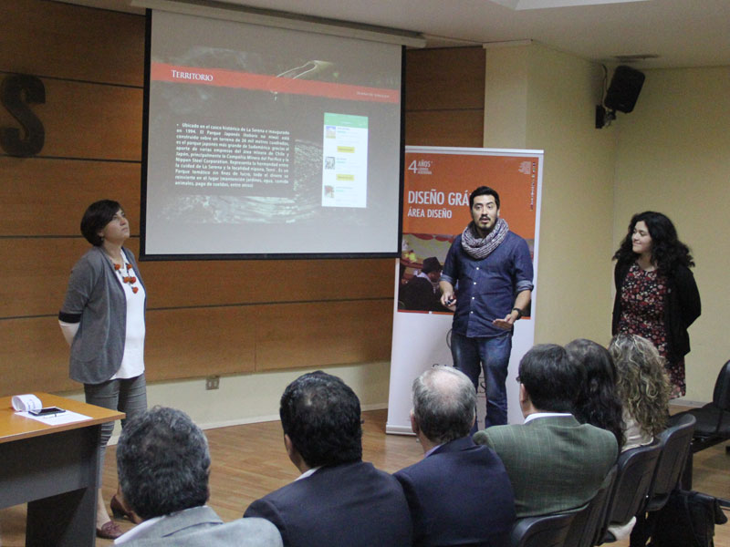 Participantes de curso Diseño de Servicios se certificaron en IP Santo Tomás La Serena