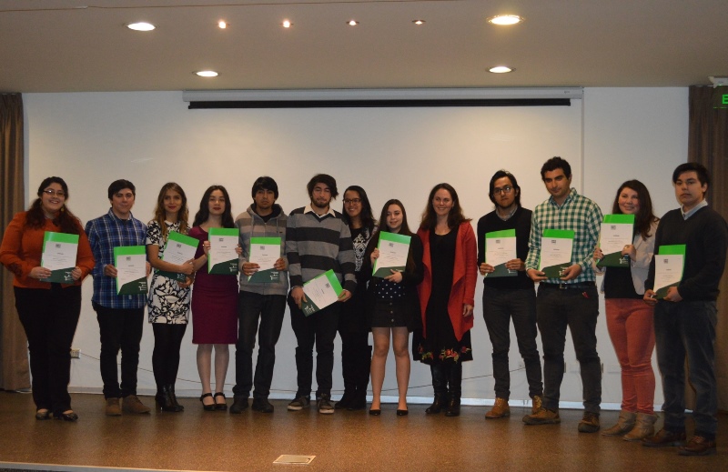 Estudiantes de la carrera Técnico en Diseño Digital y Publicitario del IP Santo Tomás recibieron su certificación intermedia
